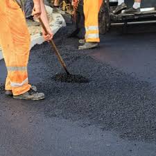 Best Driveway Maintenance Services in Newtown Grant, PA